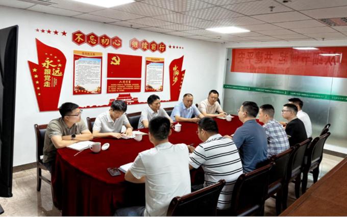 集团党委书记、董事长许大政带队到恩阳区两山公司开展安全生产督导检查并召开座谈会